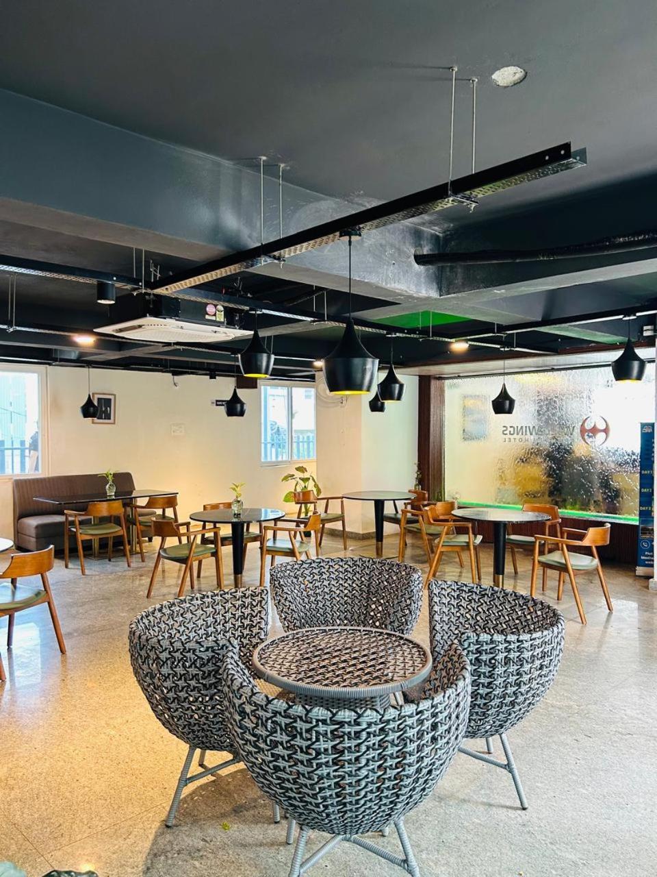Wild Wings Premium Hotel Hyderabad Bagian luar foto